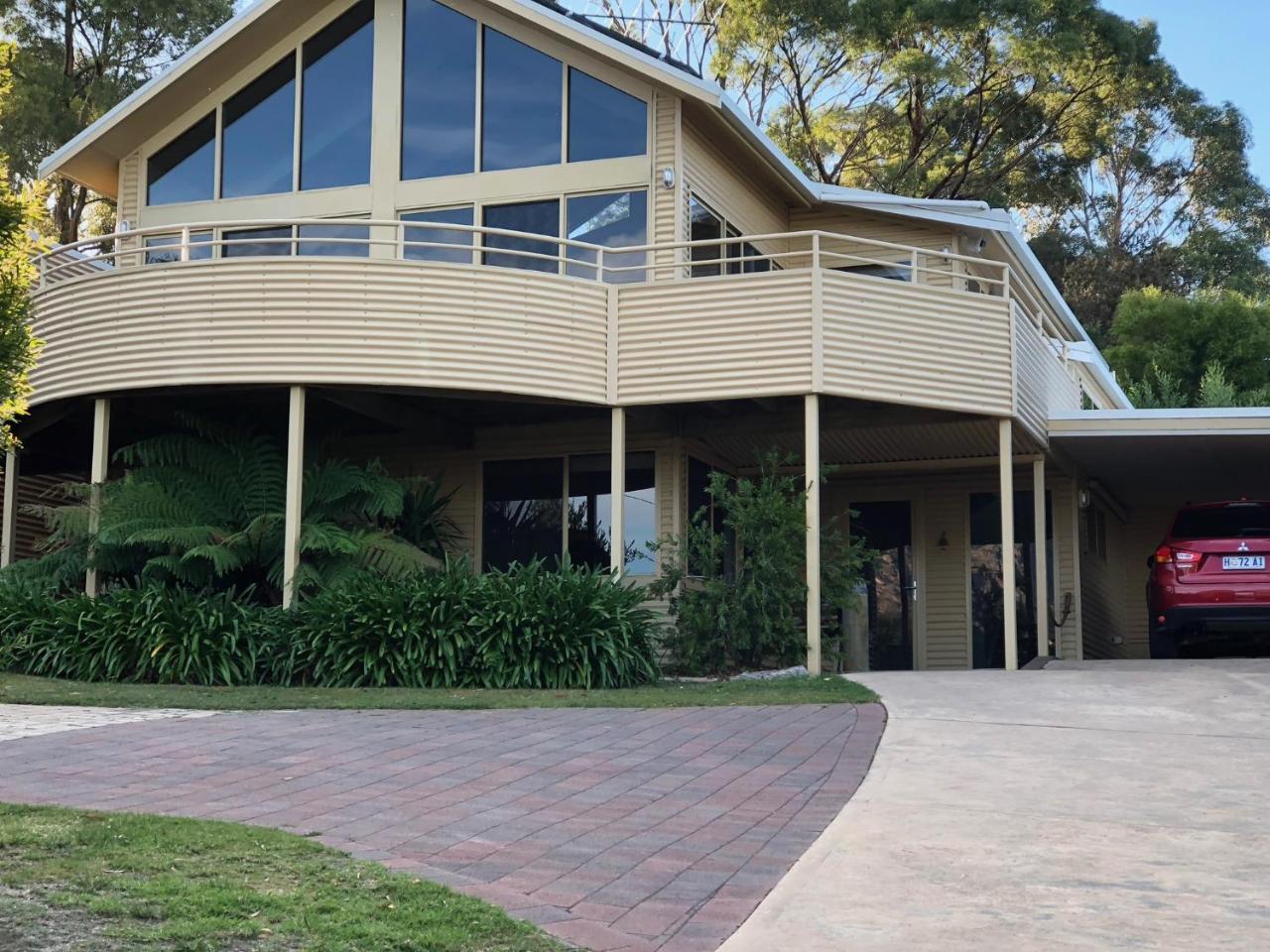 Freycinet Beach House Колс-Бей Екстер'єр фото